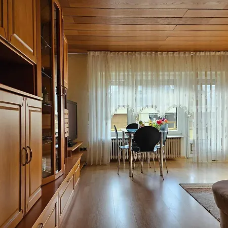 Apartamento 3-zimmer-wohnung Nahe Dem Zentrum Von *